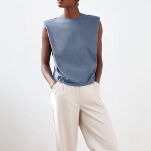 Babaton shoulder pad tank size small